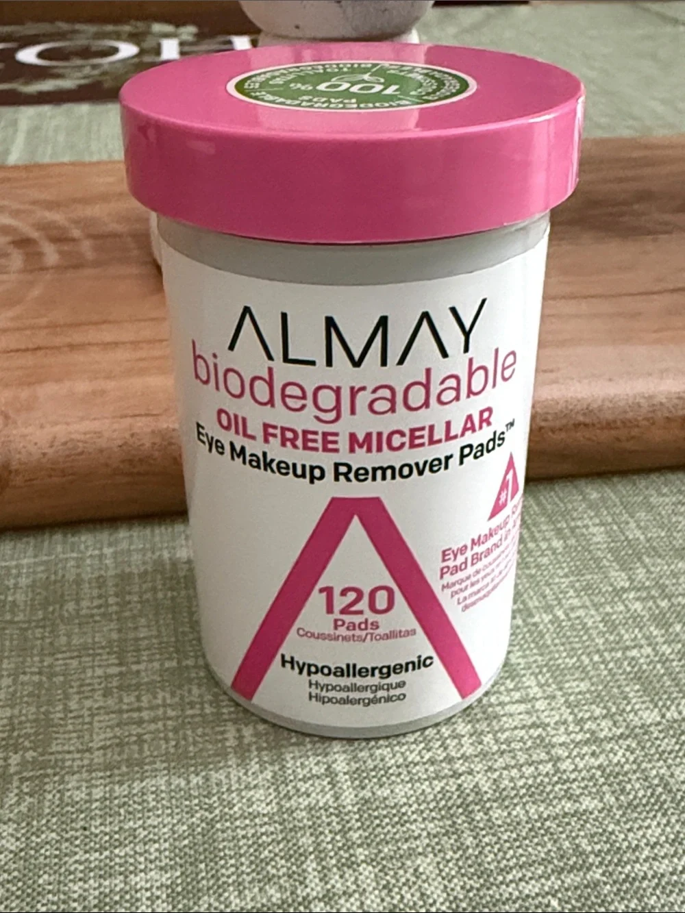 Almay Oil-Free Micellar Eye Makeup Remover Pads — Pink Accents